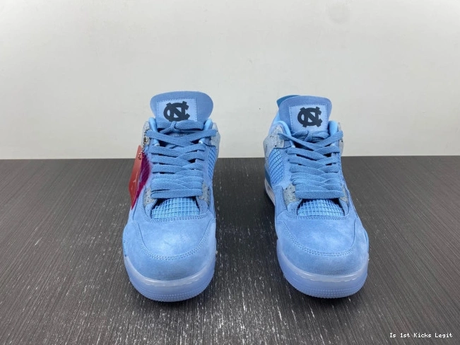 Jordan UNC HO12MNJDLS247 4 Retro (PE) 0720